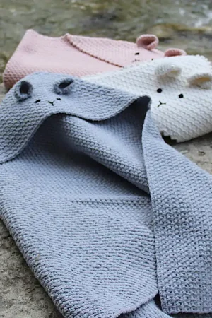 Op = Op Haakpakket: Teddy Tæppe Babycape
