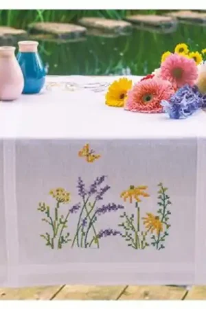 Actieprijs Tafelloper Lavendel - Vervaco voorgedrukt borduurpakket