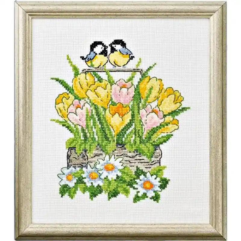 Tulpen en koolmeesjes in mand - Permin borduurpakket met telpatroon Actieprijs