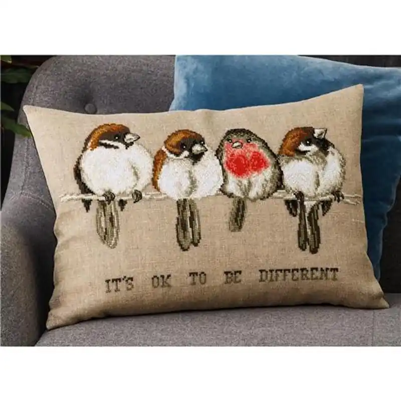 Vogeltjes op stok borduurkussen - Permin of Copenhagenborduurpakket Laatste Kans