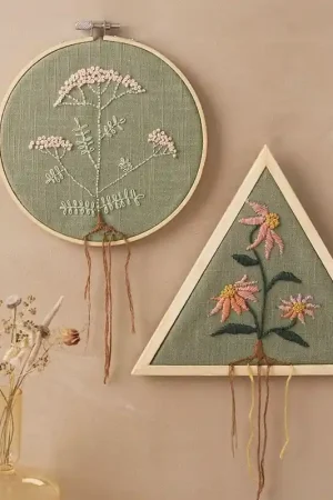 Wandhanger met bloemmotief borduren - borduurpakket Creotime Laatste Kans