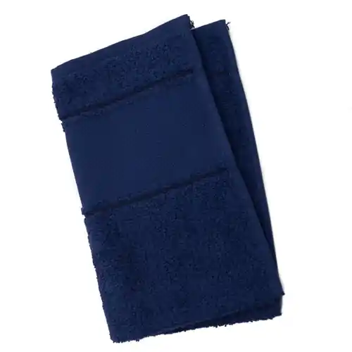 Aanbieding Handdoek donker blauw met borduurrand