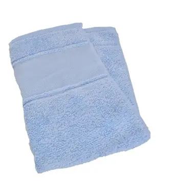 Beperkt Aanbod Gastendoekje licht blauw met borduurrand