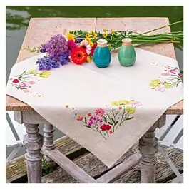 Beperkt Aanbod Vervaco borduurpakket tafelkleed wilde bloemen PN-0222237 voorbedrukt