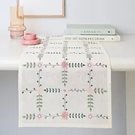 Rico Design borduurpakket tafelloper wilde bloemen 100533 telpatroon Beperkte Voorraad