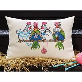 Beperkte Voorraad Borduurkussen Permin Breiende kippen met telpatroon 83-4303