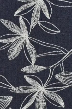 Denim embroidery stof, bloemenprint, donkerblauw/offwhite. P524 Tijdelijk Beschikbaar