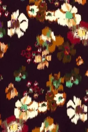 Viscose satijn stof, blurry bloemen, aubergine/oker/groen/crème. A0248 Superprijs
