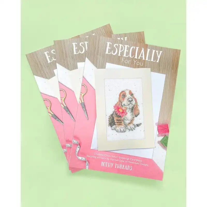 Betaalbaar Borduurboek Wrendale Designs by Hannah Dale - Especially For You - Bothy Threads